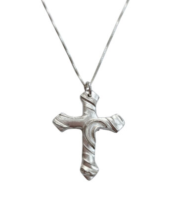 Handmade 999 ‘Twirls’ cross with a 925 chain