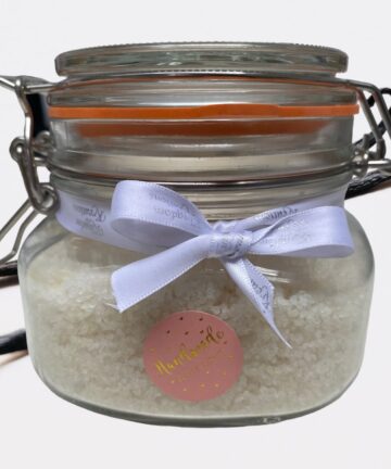 Vanilla Fragrance Natural Bath Salts in a Glass Jar (500gr)