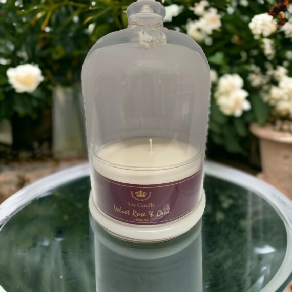 Velvet and Rose lovely smelling Soy Candle (400gr Net) in a beautiful glass jar handmade fever