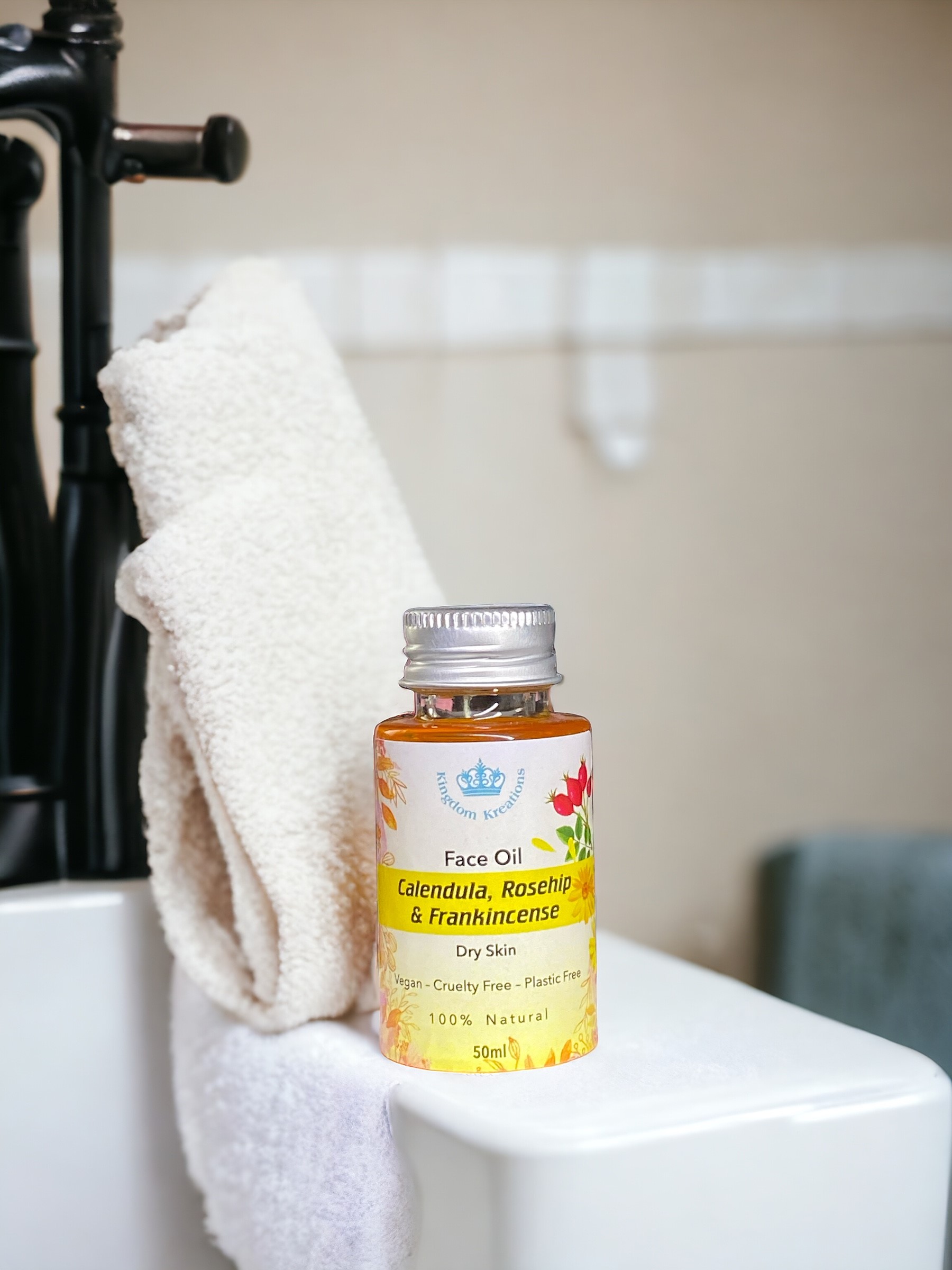 Frankincense-Face-Oil Face Oil- Calendula Rosehip and Frankincense (Dry Skin)